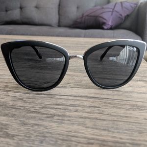 NWOT Quay Australia Sunglasses